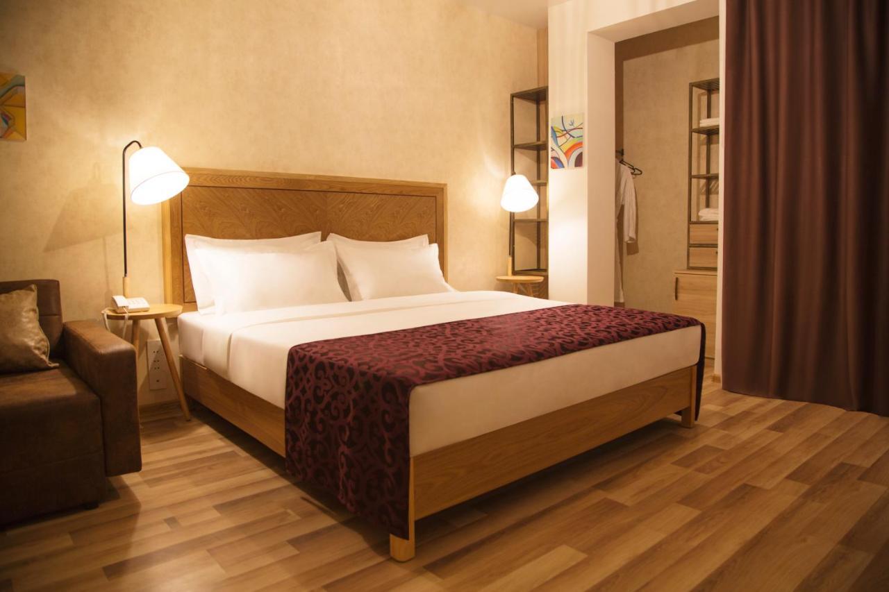 Ornament Boutique Hotel Tbilisi Exteriör bild