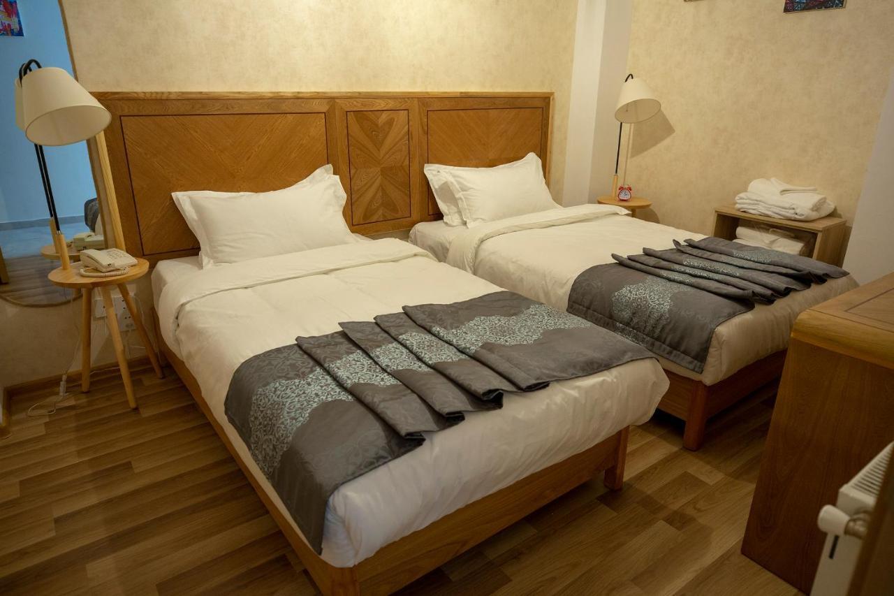 Ornament Boutique Hotel Tbilisi Exteriör bild